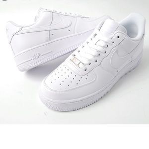 undefeated nike white